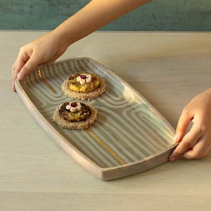 จานไม้เคลือบสีพิมพ์ลายตามสั่ง ขนาด 10 นิ้ว สี่เหลี่ยมจัตุรัส สำหรับใส่ชิปและดิป สไตล์ยุโรป ทนทานและเป็นมิตรกับสิ่งแวดล้อม - Product Image 6