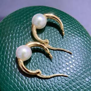 Boucles d'oreilles en or 14 carats AOKYA8-8.5MM avec perle de mer blanche, design circulaire, collection de luxe japonaise - Product Image 1