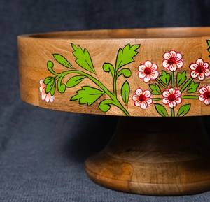 Base para Pastel de Madera Wello con Diseño Floral Pintado - Product Image 3