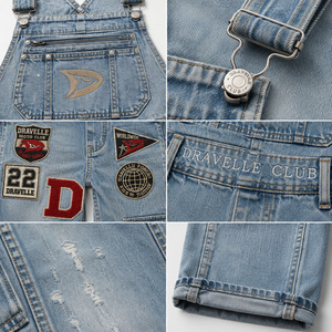 Mono vaquero azul deslavado estilo slouchy con insignias bordadas de marca, estilo hip hop y ropa urbana. - Product Image 4