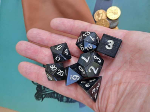 Dés de jeu en corne de buffle polie, faits à la main, écologiques, de haute qualité, en corne naturelle pour jeux de société, Ludo, casino, promotionnels - Product Image 5