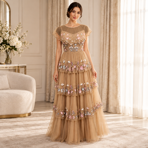 Robe à volants ornée de fleurs |   Robe de soirée longue à col rond et manches courtes, coupe trapèze, avec superposition transparente, pour mariage ou soirée - Product Image 3