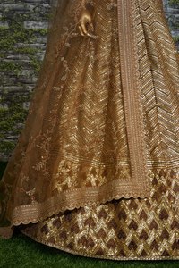 Lehenga Choli Dorado Bordado con Dupatta, Traje Tradicional Indio para Bodas, para Mujer, Material de Seda, Largo hasta el Suelo, Corte Holgado - Product Image 6