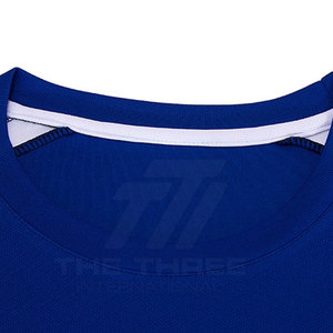 Uniforme de Fútbol Personalizable de Alta Calidad Profesional, Incluye Camiseta y Pantalones Cortos Hechos con Material Transpirable y Ligero, en Venta - Product Image 3