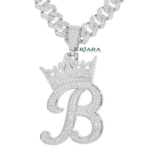 Pendentif en argent 925 plaqué rhodium pour homme, lettre B en forme de couronne avec incrustation de diamant rond cultivé en laboratoire, style hip-hop - Product Image 1