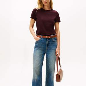 Conjunto de Verano para Mujer al por Mayor, con Logotipo Personalizado OEM, Camiseta y Pantalones Cortos Casuales de Algodón, Traje Deportivo, Fabricante de Ropa para Mujer al por Mayor - Product Image 4