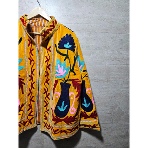 Chaqueta de Terciopelo Bordada a Mano para Mujer, Diseño Floral, Estilo Prairie Chic, Manga Larga, Abrigo de Primavera, Amarillo - Product Image 3