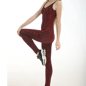 Mono de yoga sin costuras con estampado rojo para mujer, cuello en V profundo, tirantes finos, elástico en cuatro direcciones, RTS Wholesale AS-YJ-507 - Product Image 2