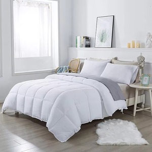 Juego de Edredón Blanco Sólido, Lavable a Máquina, Estilo Simple, para Uso Doméstico - Product Image 1