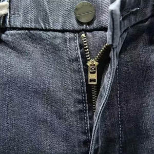 Shorts de mezclilla elásticos para hombre, cintura media, estilo urbano, cómodos, elegantes y de verano. - Product Image 5