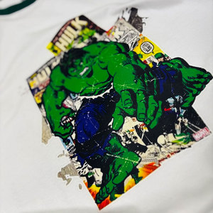 Camiseta Unisex Blanca con Estampado de Cómic de Hulk, Cuello Redondo, Manga Corta, Ribete en Contraste, Corte Casual, Largo Regular, 100% Algodón - Product Image 2