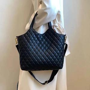 Sac fourre-tout matelassé en cuir véritable Golden Bridge noir, grande capacité, portable, à porter à l'épaule, avec deux poignées, ouverture supérieure, pour usage quotidien - Product Image 1