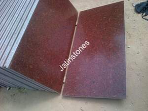 Plan de travail en granit rouge impérial, surface polie naturelle, cuisine, salle de bain, élégant, stylé, durable, finition en pierre moderne - Product Image 5