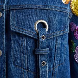 Vestes en jean matelassées pour femmes pour l'hiver Vestes de camionneur à motif floral brodé sur toute la surface Veste en jean pour hommes - Product Image 5