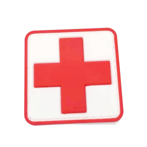 Patch médical personnalisé en caoutchouc souple PVC imperméable et durable à coudre avec fermeture auto-agrippante pour vêtements, sacs à dos, chapeaux, vestes et sacs - Product Image 6