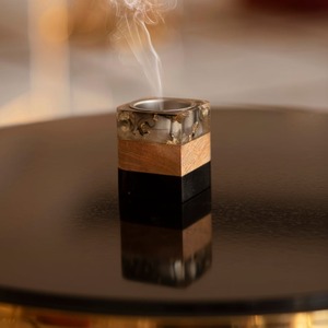 Quemador de Incienso de Madera y Resina de Sándalo con Acabado en Escamas Doradas, Diseño Geométrico, Difusor de Aromaterapia para Aceites Esenciales, para Dormitorio y Hogar - Product Image 2