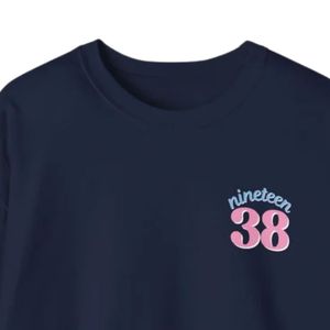 เสื้อสเวตเชิ้ตคลาสสิกปี 1938 คอกลม แขนยาว สวมใส่สบาย ผ้าฝ้ายผสมเนื้อนุ่ม ให้ความอบอุ่น เหมาะสำหรับใส่ทุกวัน สไตล์สตรีทแวร์ - Product Image 4