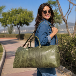 Bolsa de Viaje de Cuero Crunch de Diseño Moderno, Multiusos, Hecha a Mano, Unisex, Tamaño Grande, Elegante - Product Image 5