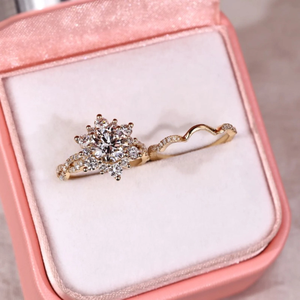 Ensemble de bagues de mariage et de fiançailles vintage florales en or 14 carats, avec diamant rond de 2 carats cultivé en laboratoire, certifié IGI, plaqué or - Product Image 6
