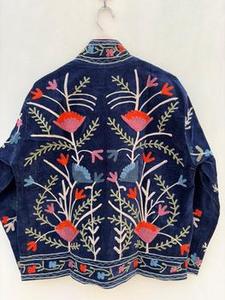 Blazer court matelassé en velours floral fait main pour femme, col mandarin, manches longues, veste de mode saisonnière en coton - Product Image 2