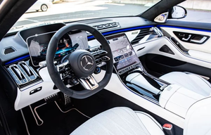 Mercedes Benz S63 AMG 4Matic L, Sedán de Lujo y Alto Rendimiento, Auto Ejecutivo Premium con Características Avanzadas de Seguridad - Product Image 5