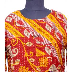 Vestido maxi kantha de algodón estampado de lujo para mujer, moderno, para fiesta, con cuello redondo, manga tres cuartos abullonada, estilo étnico fusion. - Product Image 4