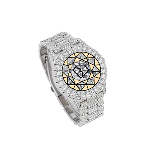นาฬิกาข้อมือผู้ชายแบบ Iced Moissanite หน้าปัดตัวเลขโรมันแบบเต็มขอบ ตัวเรือนทรง Baguette ระบบควอตซ์ สายสแตนเลสสตีล ผ่านการทดสอบเพชร VVS1 - Product Image 3