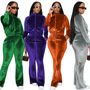 Conjunto de Sudadera y Pantalones de Terciopelo Personalizados al por Mayor para Mujer, Sudadera con Capucha y Cremallera, Chándal de Terciopelo para Mujer - Product Image 2