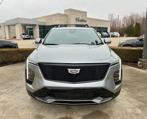 Venta de Fábrica: Cadillac XT4 AWD Sport 2024 Usado con Navegación y Tracción en las Cuatro Ruedas - Product Image 1