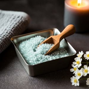 Sal de Baño Floral Relajante del Himalaya, Natural y Ecológica, con Capullos de Lavanda y Aceite de Coco para una Hidratación Suave y un Baño sin Estrés - Product Image 2