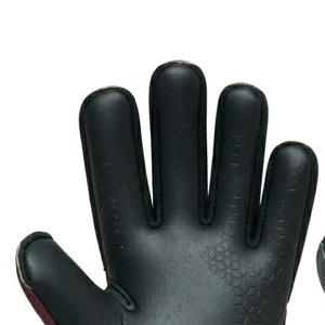 Guantes de Portero de Fútbol de Alto Rendimiento Diseñados con Superficie de Agarre Fuerte, Costuras Reforzadas y Cierre de Muñeca Ajustable - Product Image 3