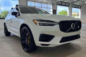 ข้อเสนอสุดคุ้มสำหรับรถยนต์ V70 Recharge T8 Polestar Engineered Electric AWD อัตโนมัติ ปี 2022 ไมล์น้อย ล้อแม็ก R20 ไฟหน้าซ้าย หลังคาพาโนรามา - Product Image 2