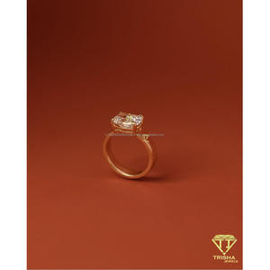 Impresionante anillo solitario de diamante cultivado en laboratorio con corte cojín, oro amarillo, joyería de lujo para compromiso y boda, regalo para mujeres. - Product Image 4
