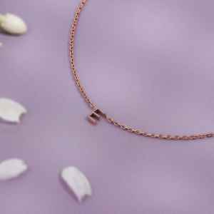 Collar con inicial de plata 925 para ella, joyería delicada para uso diario, colgante minimalista con letra, collar con nombre personalizado para regalo. - Product Image 2