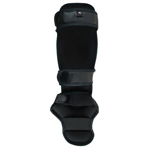 Espinilleras de Cuero Anatómicas Precurvadas Profesionales OEM con Doble Correa para Muay Thai, Kickboxing, MMA y Entrenamiento de Pie y Empeine - Product Image 3