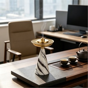 Encensoir à charbon Oud Mabkhara Arabe de Luxe avec Construction Moderne en Résine et Métal, Brûleur d'Encens Élégant pour l'Aromathérapie - Product Image 1