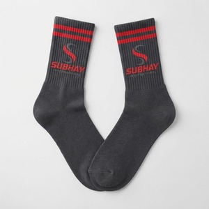 Chaussettes avec logo Subway International gris foncé avec rayures rouges unisexe adulte - Product Image 2