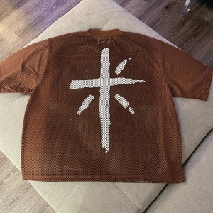 เสื้อยืด Game Kingdom University Mesh ทรงโอเวอร์ไซส์ แขนสั้น ระบายอากาศดี สไตล์สตรีท คอกลม พิมพ์ลาย สำหรับผู้ชาย - Product Image 2