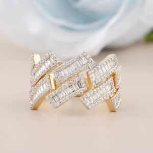 Anillo de cóctel de lujo de plata de ley con baño de rodio y moissanita, diseño hip hop, para mujer, regalo de joyería para bodas y fiestas - Product Image 1
