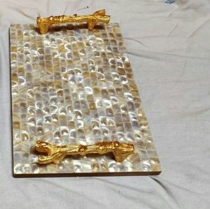 Bandeja de diseño de estilo famoso con incrustaciones de nácar, bandeja de servir de nácar, bandeja de MDF, bandejas decorativas, bandeja de resina a un precio mayorista muy bajo - Product Image 3