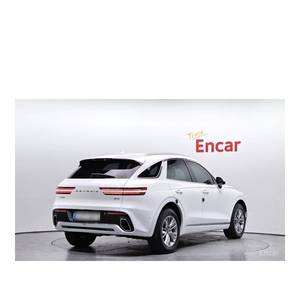 Genesis GV70 2.5T AWD Essence SUV 2024 avec 12 616 km, Volant à Gauche, Boîte Automatique, Sièges en Cuir, Caméra Arrière - Product Image 2