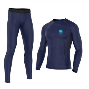 Combinaisons de compression pour hommes de haute qualité pour la course et les entraînements en salle – Motif uni sur mesure, respirantes et écologiques, vente en gros - Product Image 1