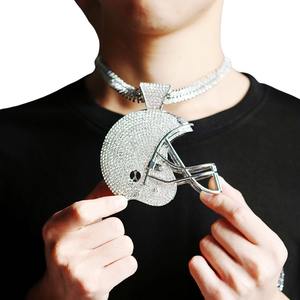 Colgante de Casco Estilo Punk para Hombre, Dorado y Plateado, Estilo Hip Hop con Moissanita Helada, Chapado en Oro con Forma de Letra - Product Image 5