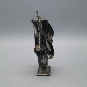 Fabricant de figurines en résine pour la décoration intérieure, collections personnalisées, décoration en polyrésine avec des options de style moderne, minimaliste et classique - Product Image 2