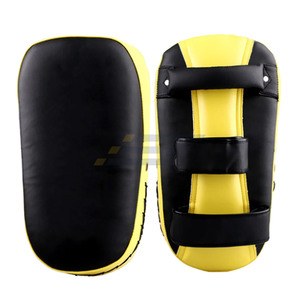 Pad de frappe droit professionnel de Muay Thai, haute qualité, nouveau style, en tissu respirant pour hommes, en vente - Product Image 3