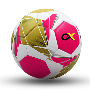 Ballon de football en cuir PU et PVC de haute qualité, taille personnalisée, texturé, cousu à la machine, norme professionnelle, Oxva Industries - Product Image 2