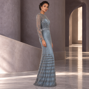 Vestido de noche azul grisáceo estilo sirena para mujer con bordado de diamantes plateados en forma de entramado. |   Vestido Formal Largo Hasta el Suelo con Mangas Largas para Eventos - Product Image 3