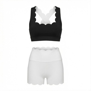Ensemble de yoga 2 pièces North Approach, fermeture éclair intégrale sur le devant, noir uni, tissu respirant, vêtements de sport pour femmes - Product Image 1