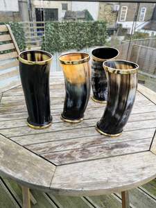 Vaso de Bebida Tradicional de Cuerno de Búfalo, Pulido a Mano, Sostenible, Duradero, con Patrón Floral, Personalizable, para Cocina, Bar, Restaurante - Product Image 4