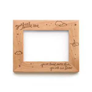 Cadre photo personnalisé en bois pour bébé, cadre photo gravé, cadre souvenir en bois gravé au laser, cadeaux pour la chambre de bébé et la chambre d'enfant - Product Image 1